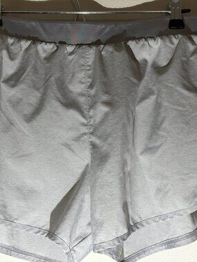 Under Armour Gray Fly-By 2.0 HeatGear Loose Running Shorts Mesh |Size LG